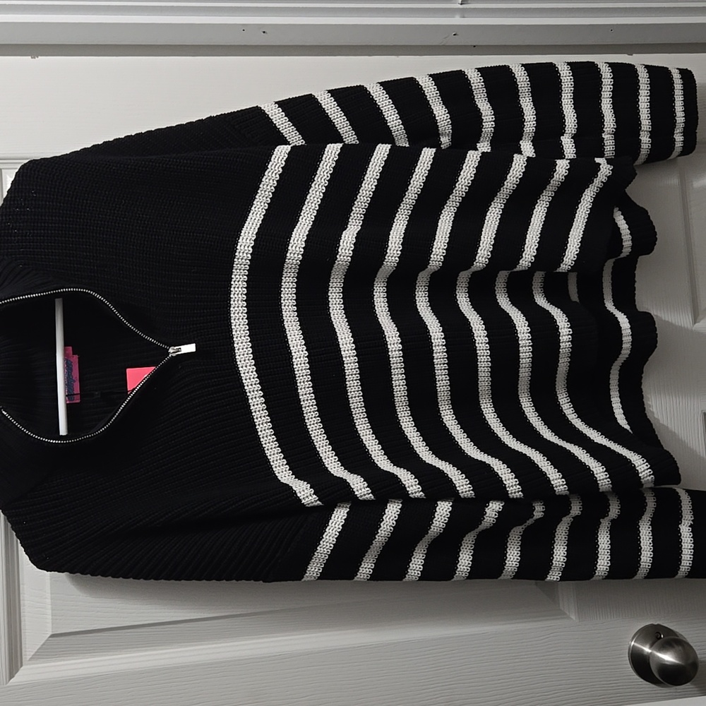 New! Edikted Stripe Oversize Quarter Zip Sweater size medium black and white